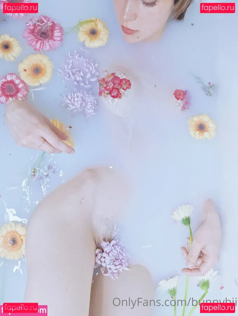 BunnyBii Onlyfans Photo Gallery 