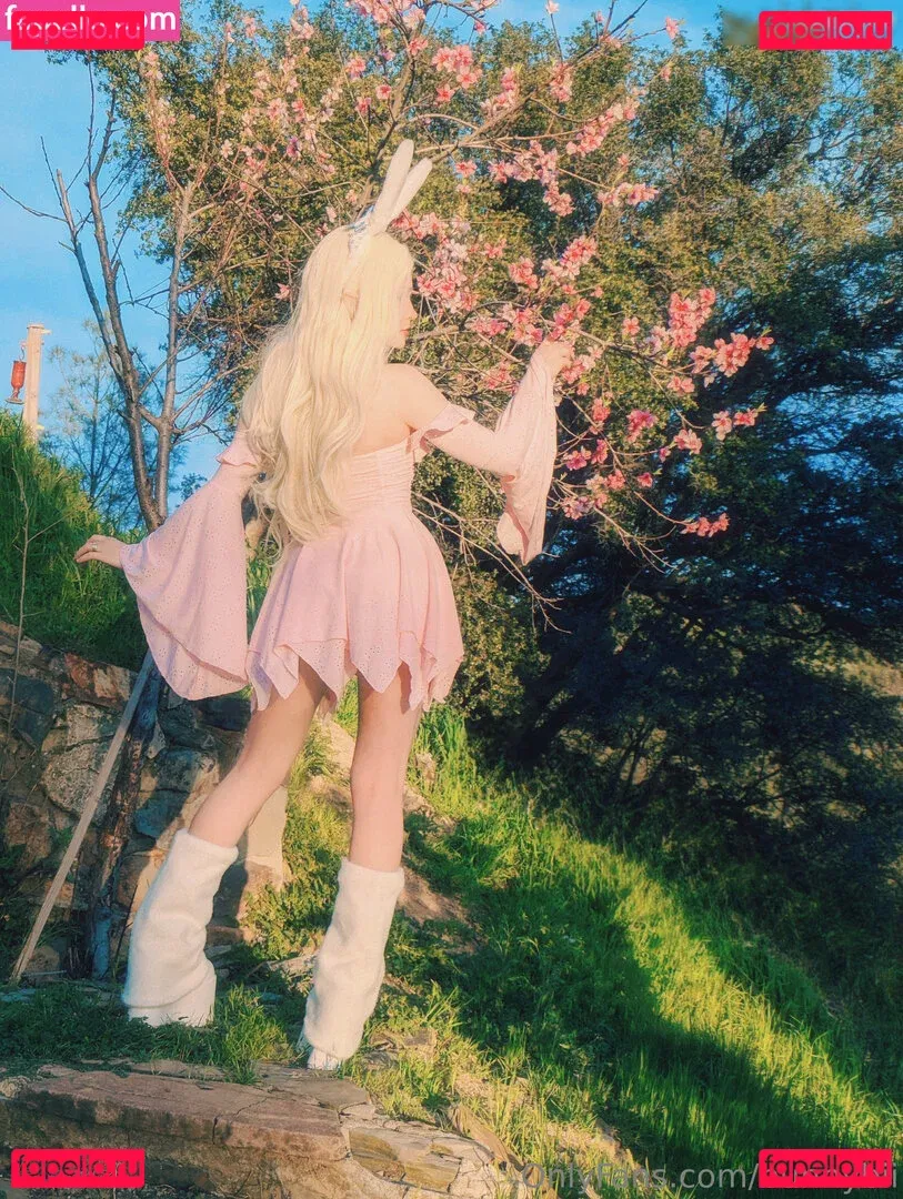 BunnyBii Onlyfans Photo Gallery 