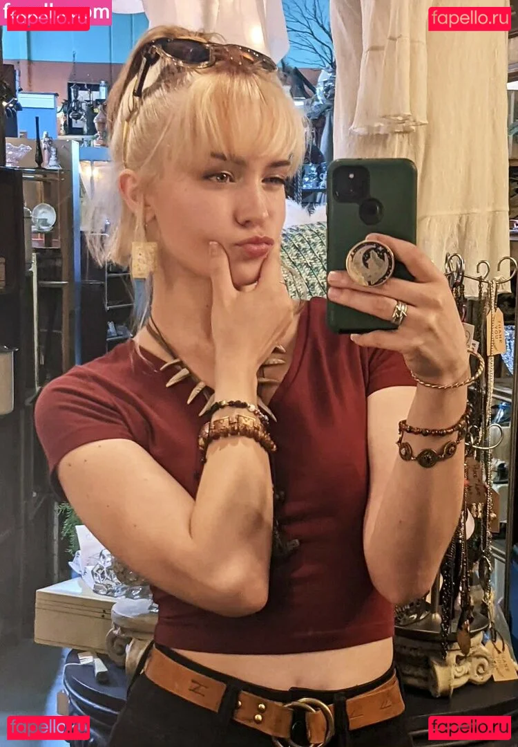 BunnyBii Onlyfans Photo Gallery 