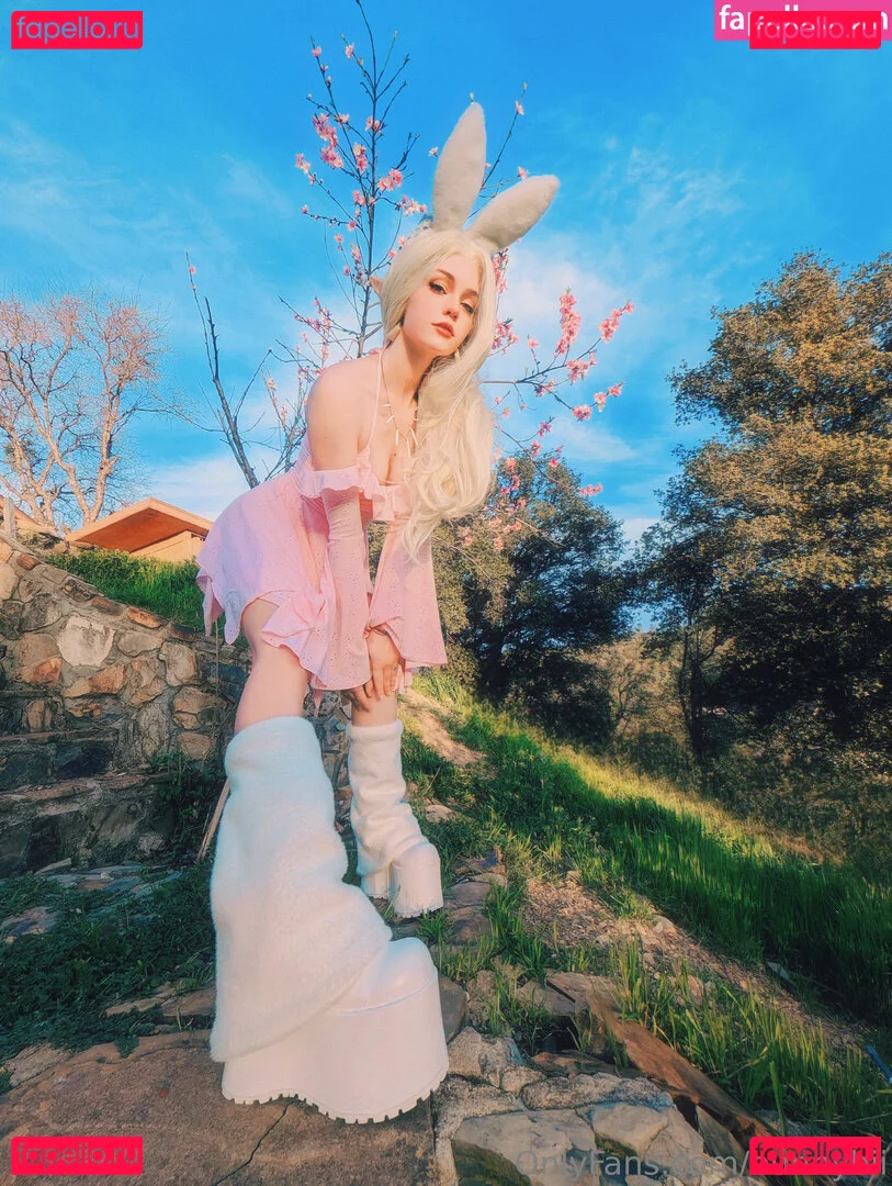 BunnyBii Onlyfans Photo Gallery 