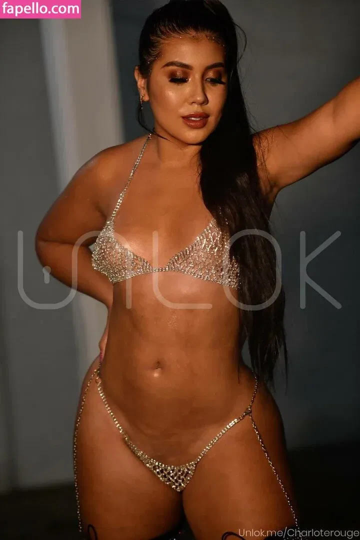 Charlote Rouge Onlyfans Photo Gallery 