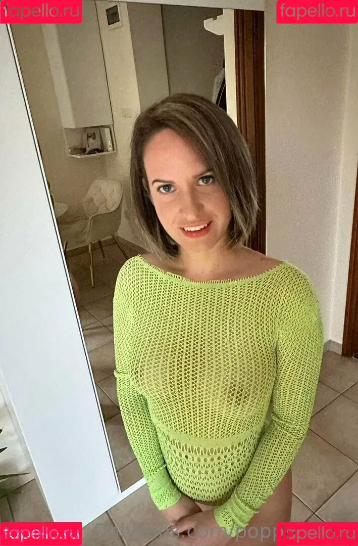 Poppy Leonie Onlyfans Photo Gallery 