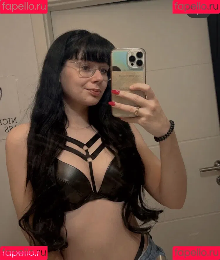Susi Sensation Onlyfans Photo Gallery 