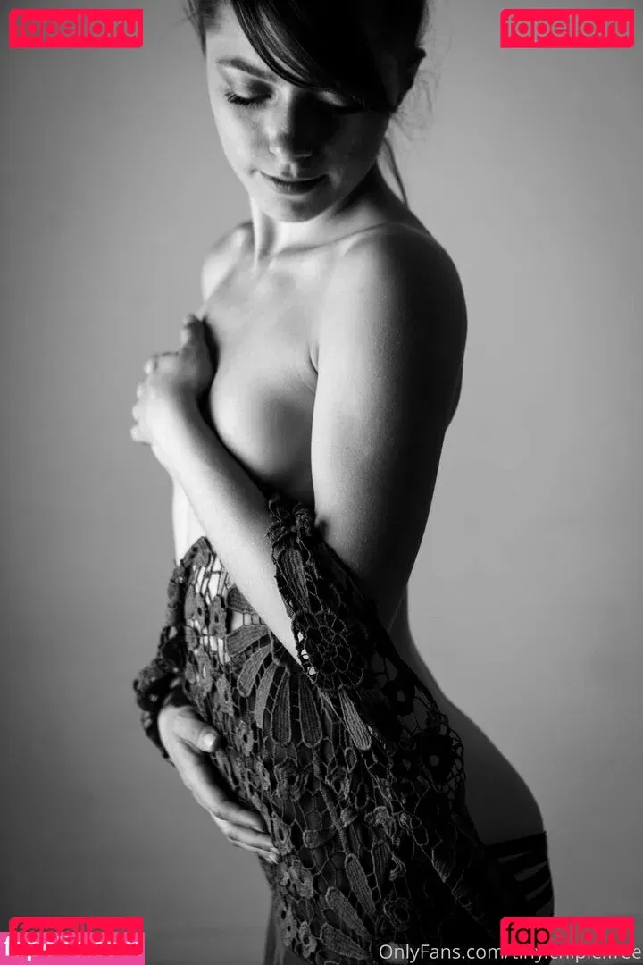 tiny.chipie.free Onlyfans Photo Gallery 
