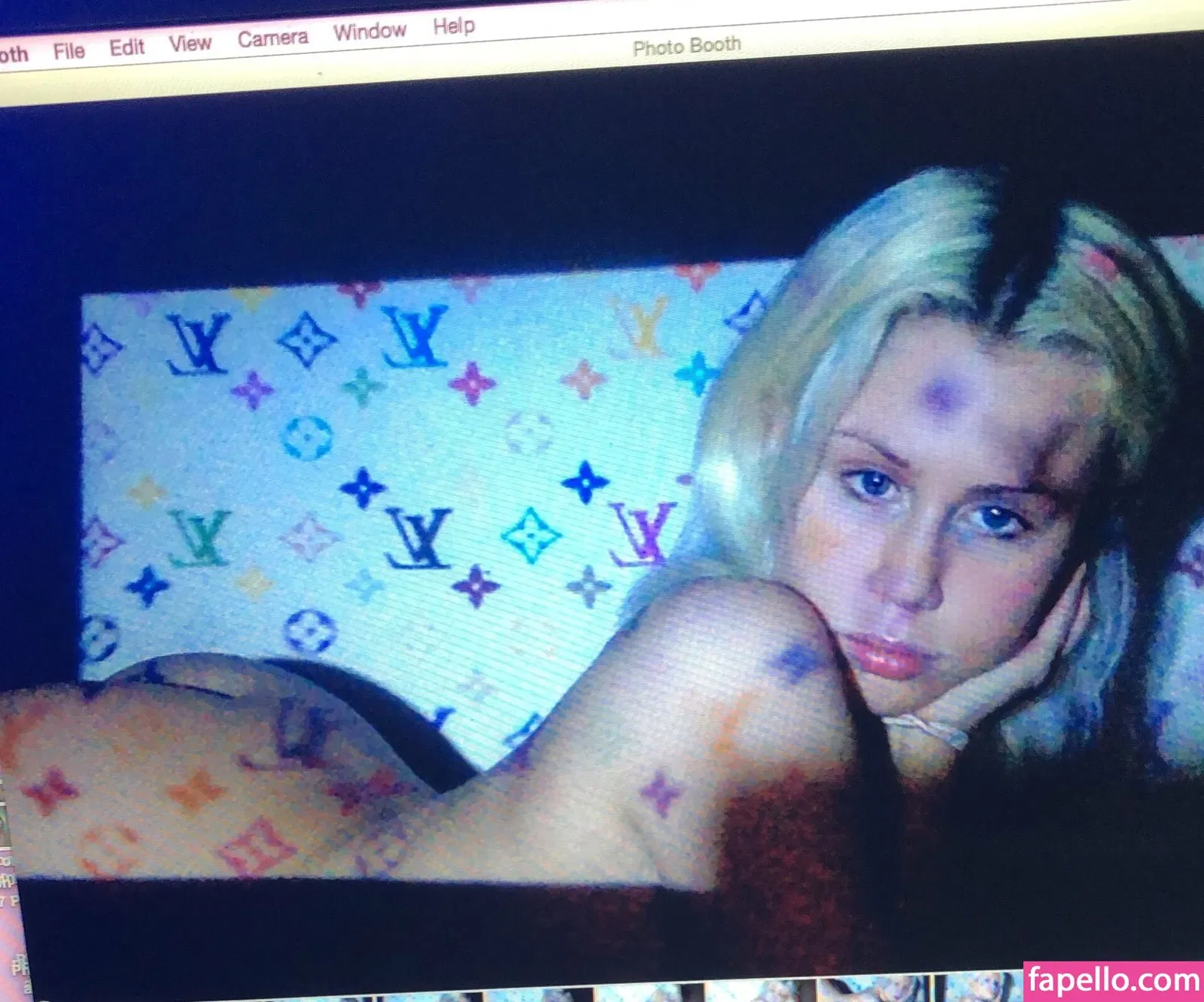 Slayyyter Onlyfans Photo Gallery 