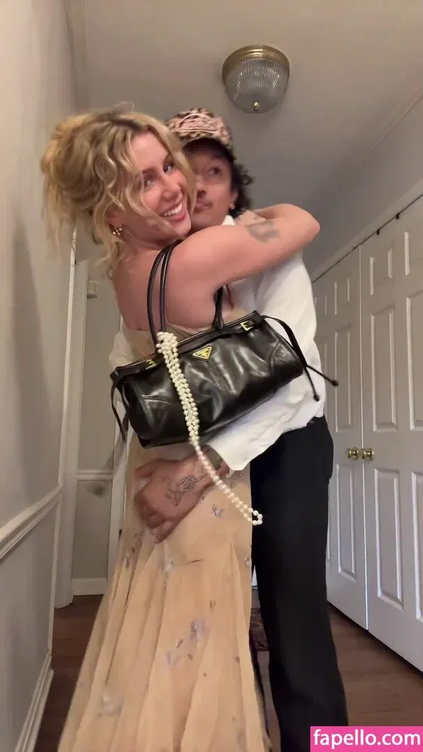 Slayyyter Onlyfans Photo Gallery 