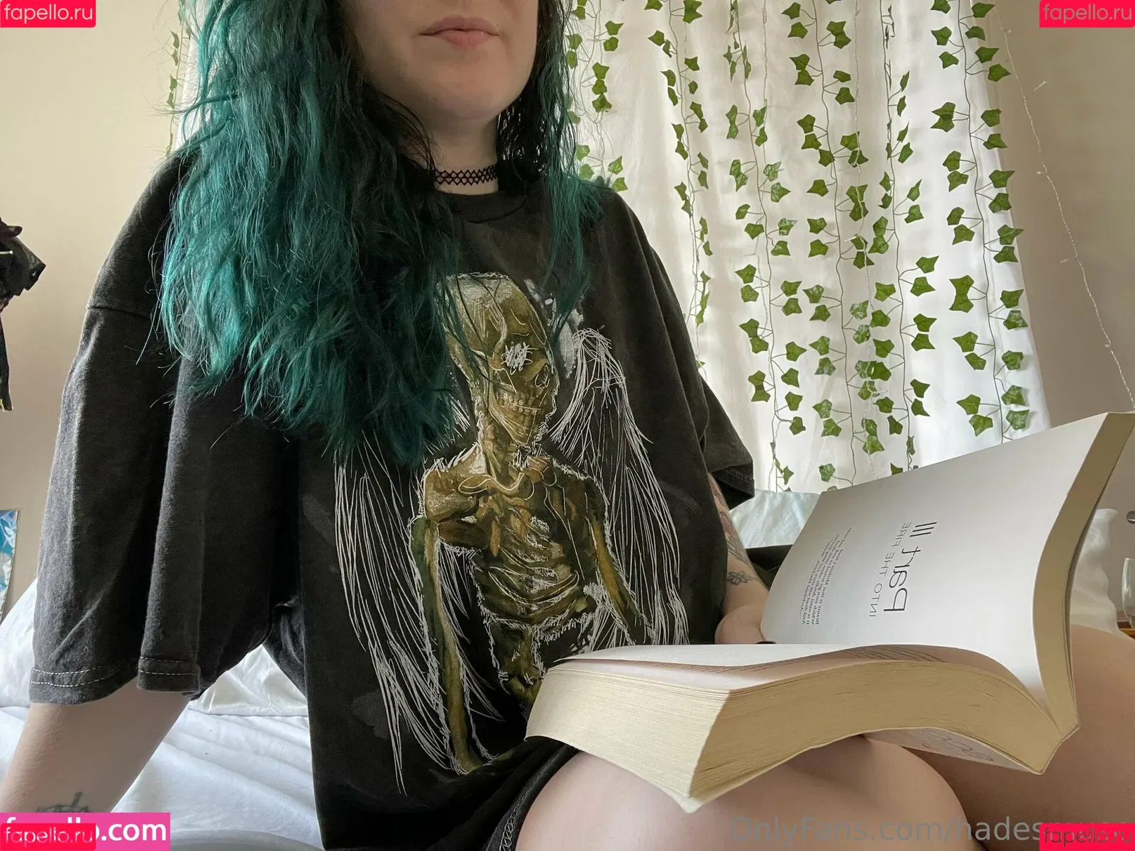 hadesmuse Onlyfans Photo Gallery 