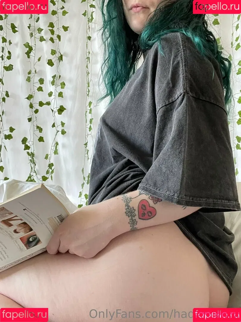 hadesmuse Onlyfans Photo Gallery 