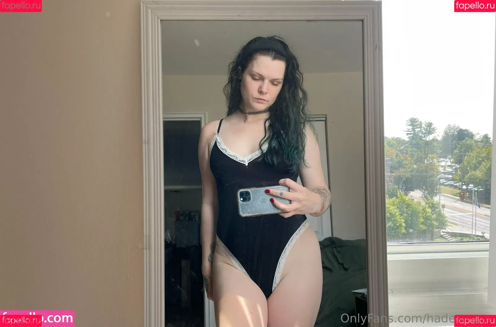 hadesmuse Onlyfans Photo Gallery 