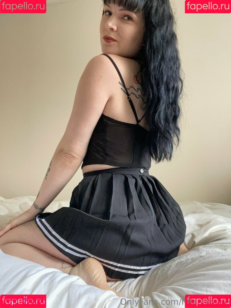 hadesmuse Onlyfans Photo Gallery 