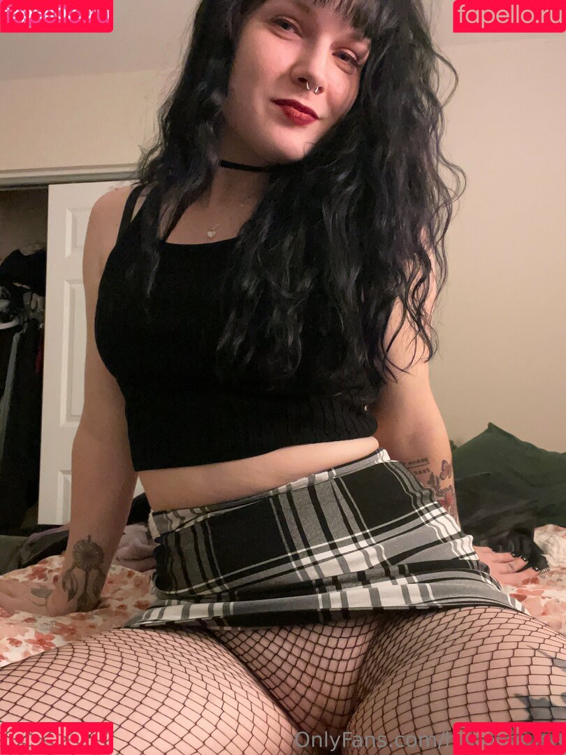 hadesmuse Onlyfans Photo Gallery 