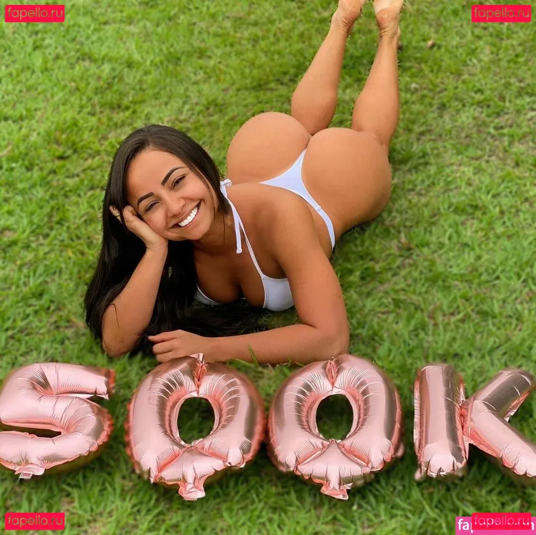 Flavia Oliveira Onlyfans Photo Gallery 