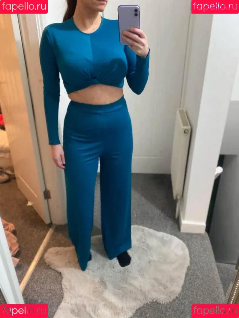 Faye Reid Onlyfans Photo Gallery 