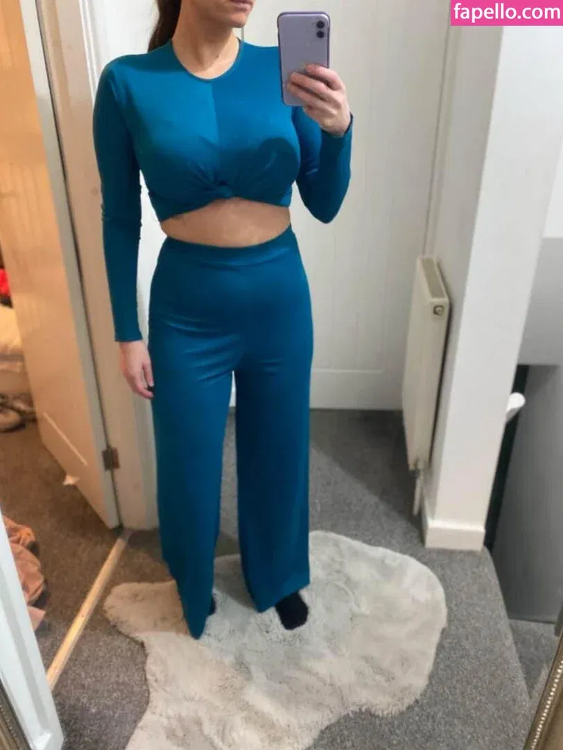 Faye Reid Onlyfans Photo Gallery 