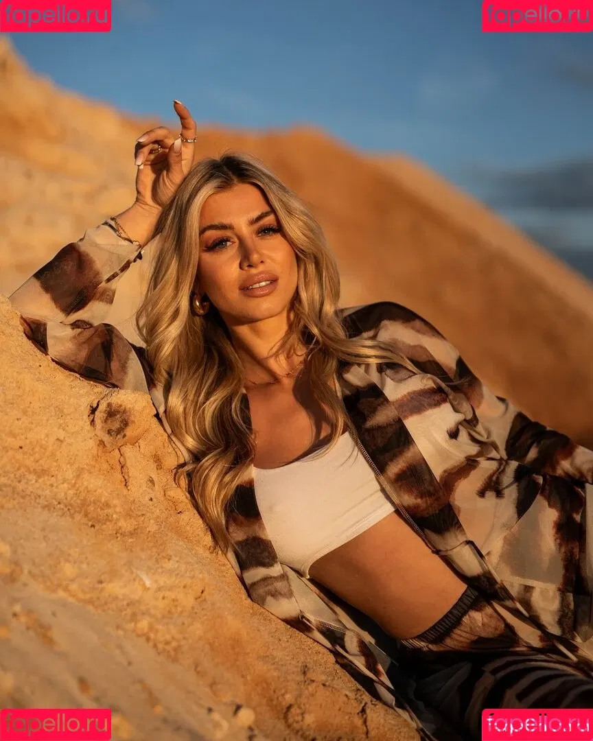 Chiara Antonella Onlyfans Photo Gallery 
