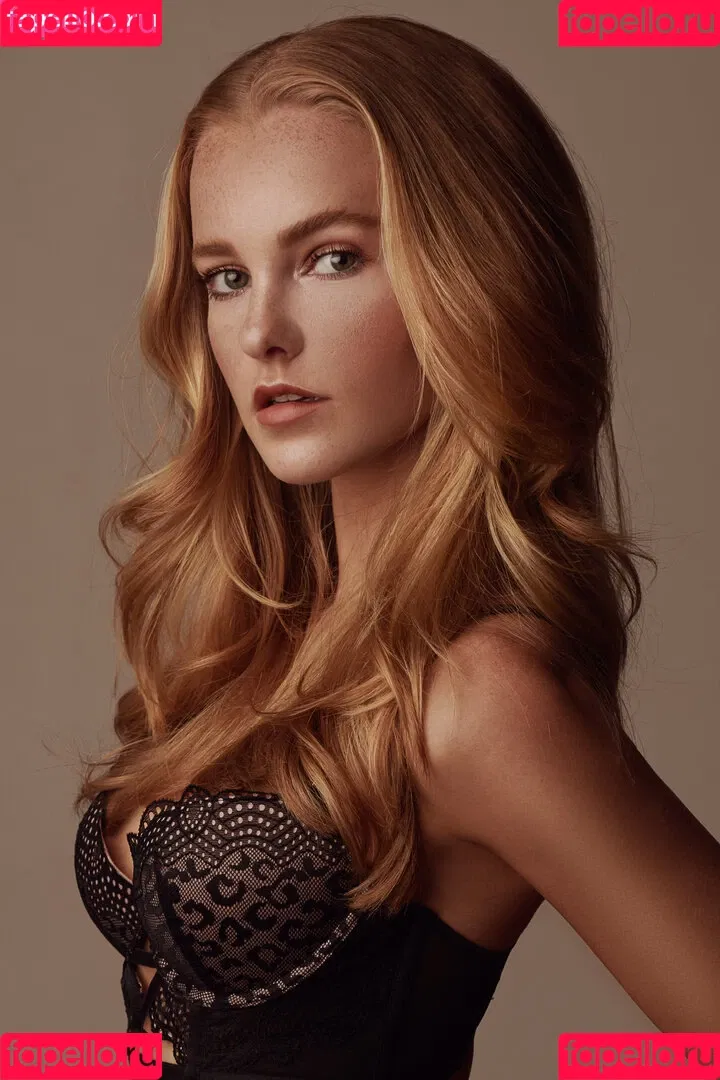 Svenja Van Den Bogaart Onlyfans Photo Gallery 