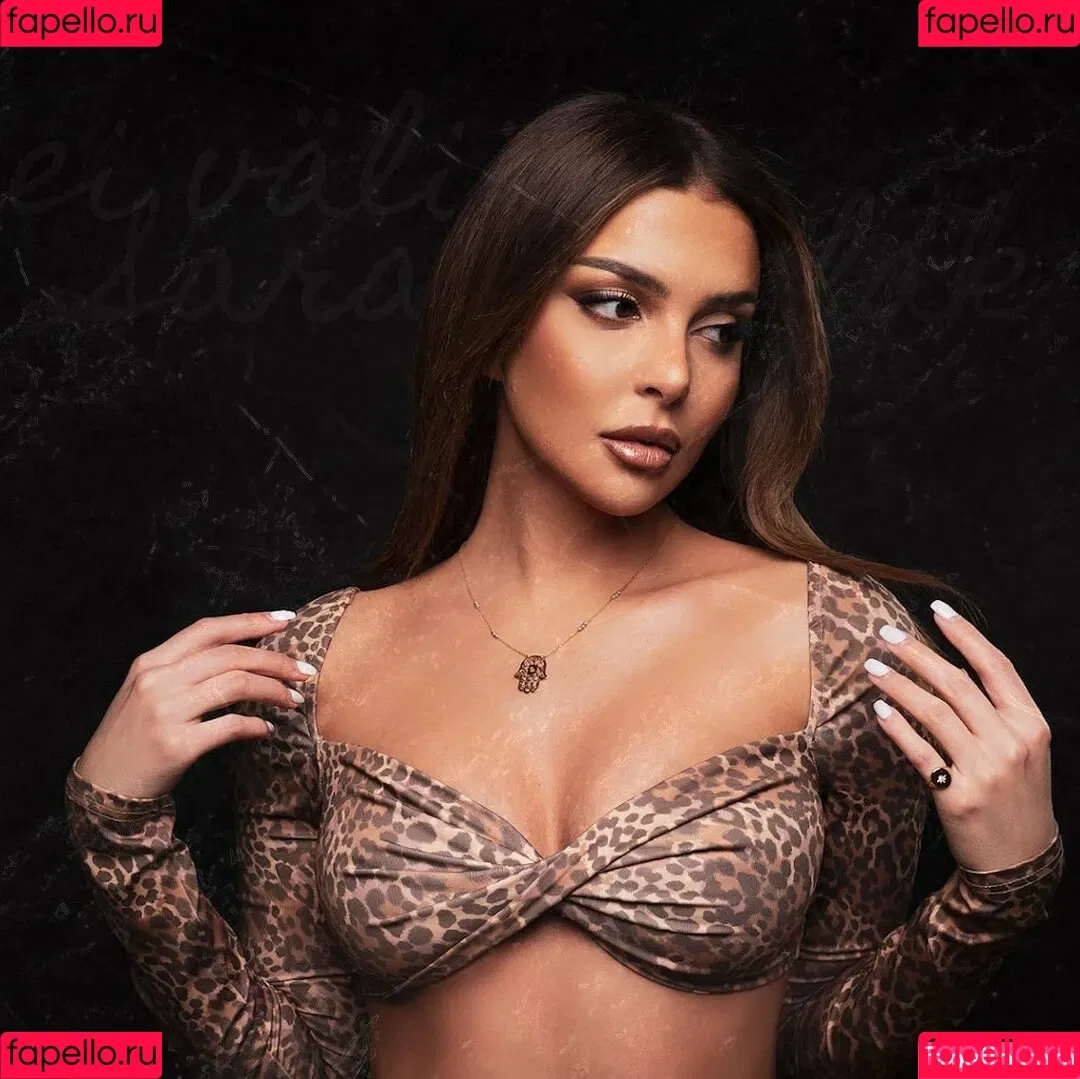 Sara Chafak Onlyfans Photo Gallery 
