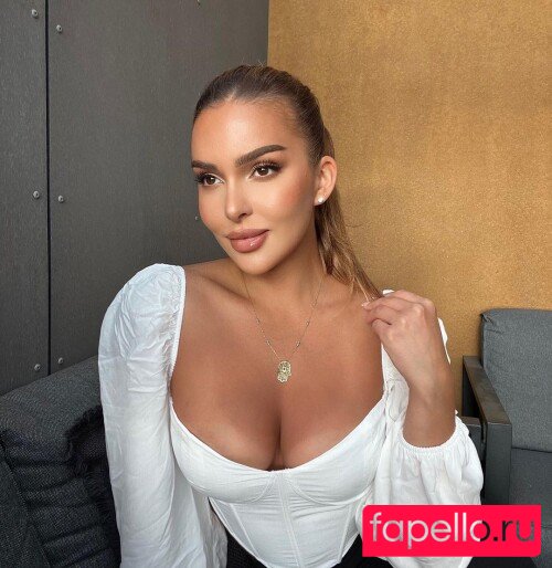 Sara Chafak Nude Onlyfans Photo 11