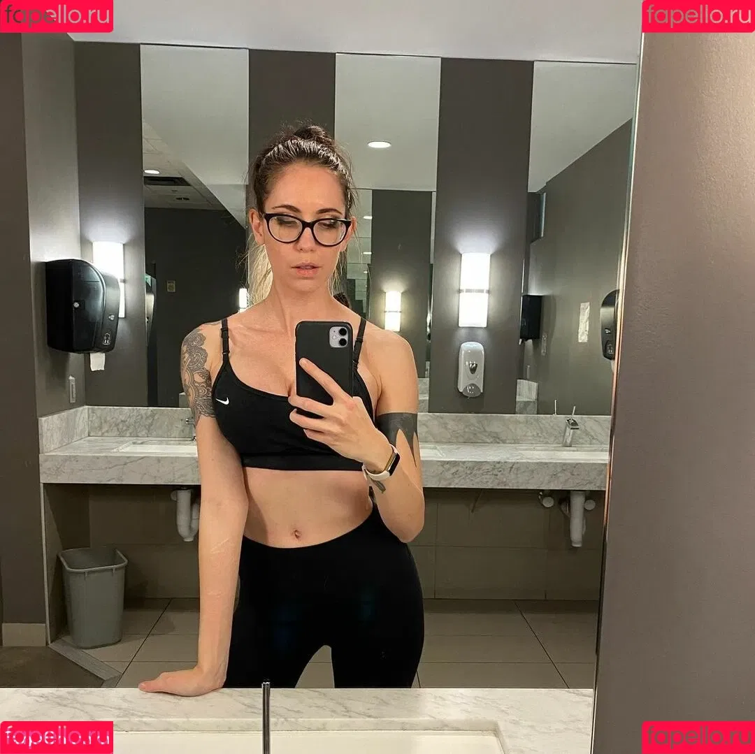 Ashley Lunt Onlyfans Photo Gallery 