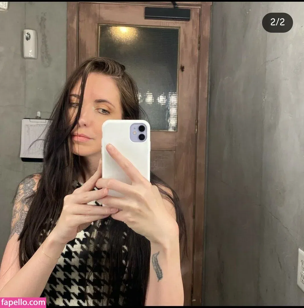 Ashley Lunt Onlyfans Photo Gallery 