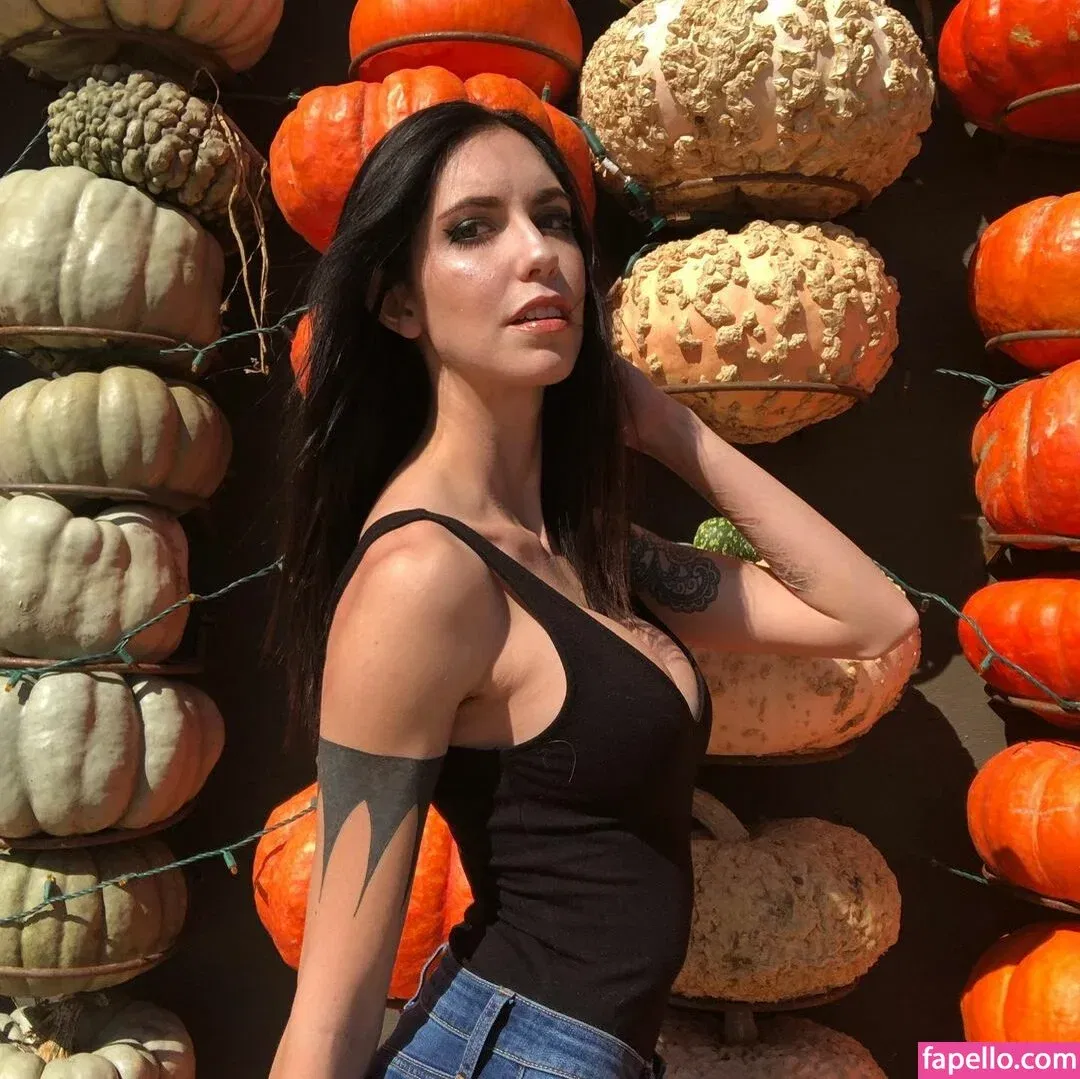 Ashley Lunt Onlyfans Photo Gallery 