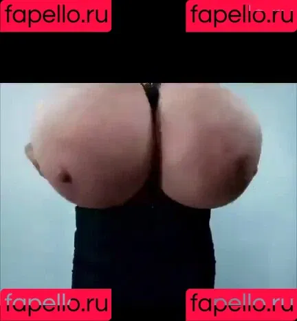 Roxi Red Onlyfans Photo Gallery 