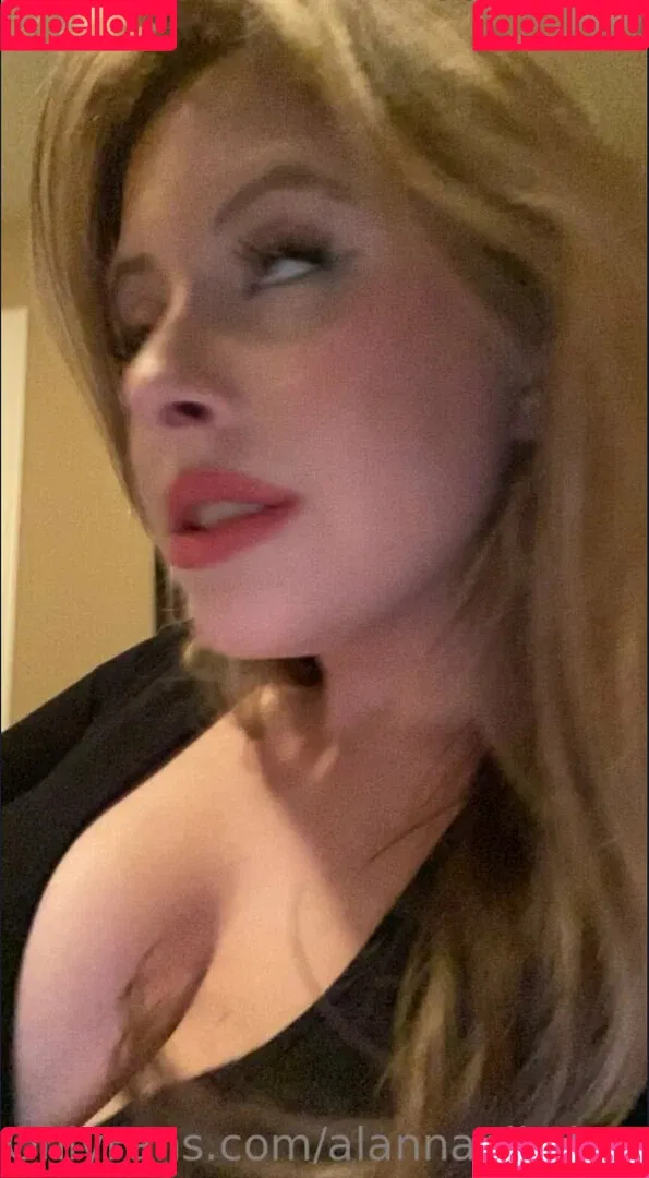 alannanikolee Onlyfans Photo Gallery 