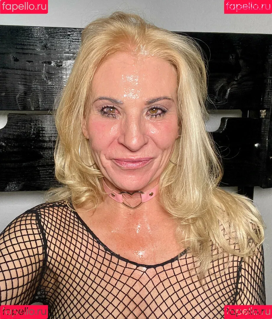 naughtyjojo1 Onlyfans Photo Gallery 