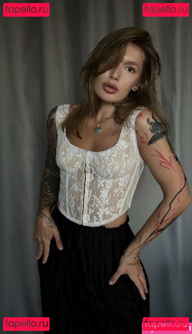 Arinawhynot Onlyfans Photo Gallery 