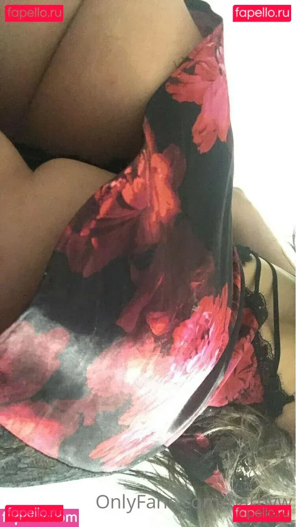 popdisastrous Onlyfans Photo Gallery 