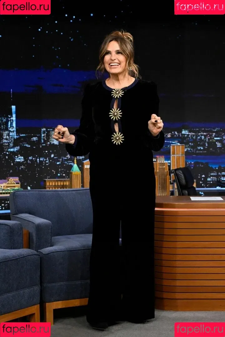 Mariska Hargitay Onlyfans Photo Gallery 