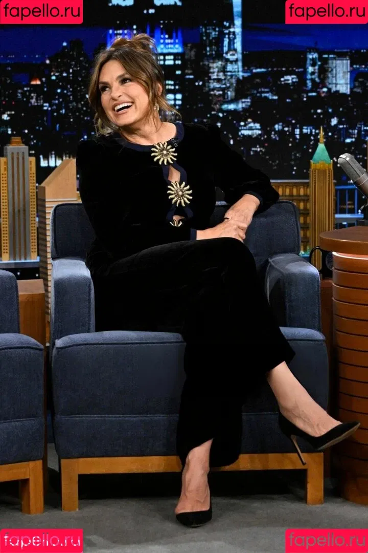 Mariska Hargitay Onlyfans Photo Gallery 