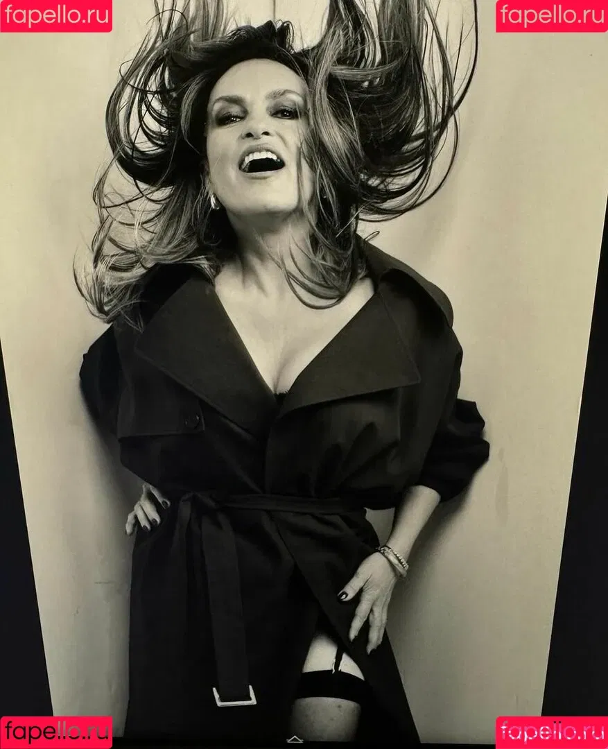 Mariska Hargitay Onlyfans Photo Gallery 