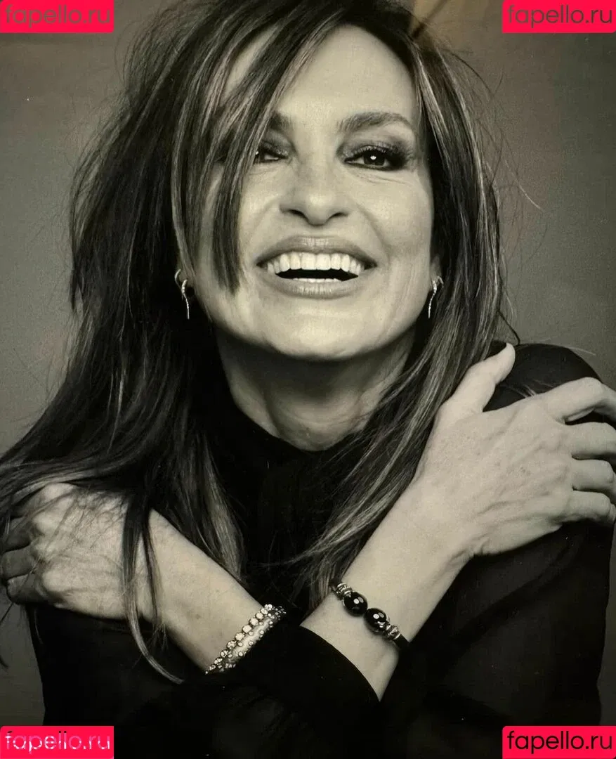 Mariska Hargitay Onlyfans Photo Gallery 