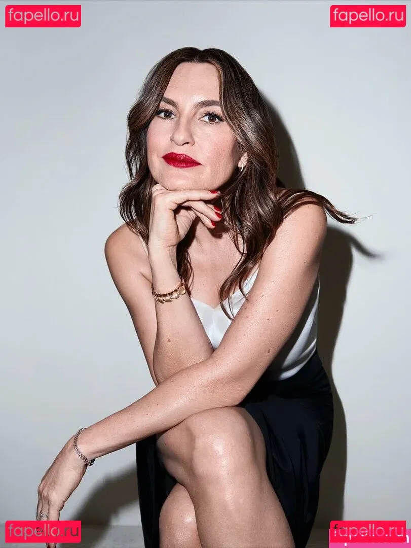 Mariska Hargitay Onlyfans Photo Gallery 