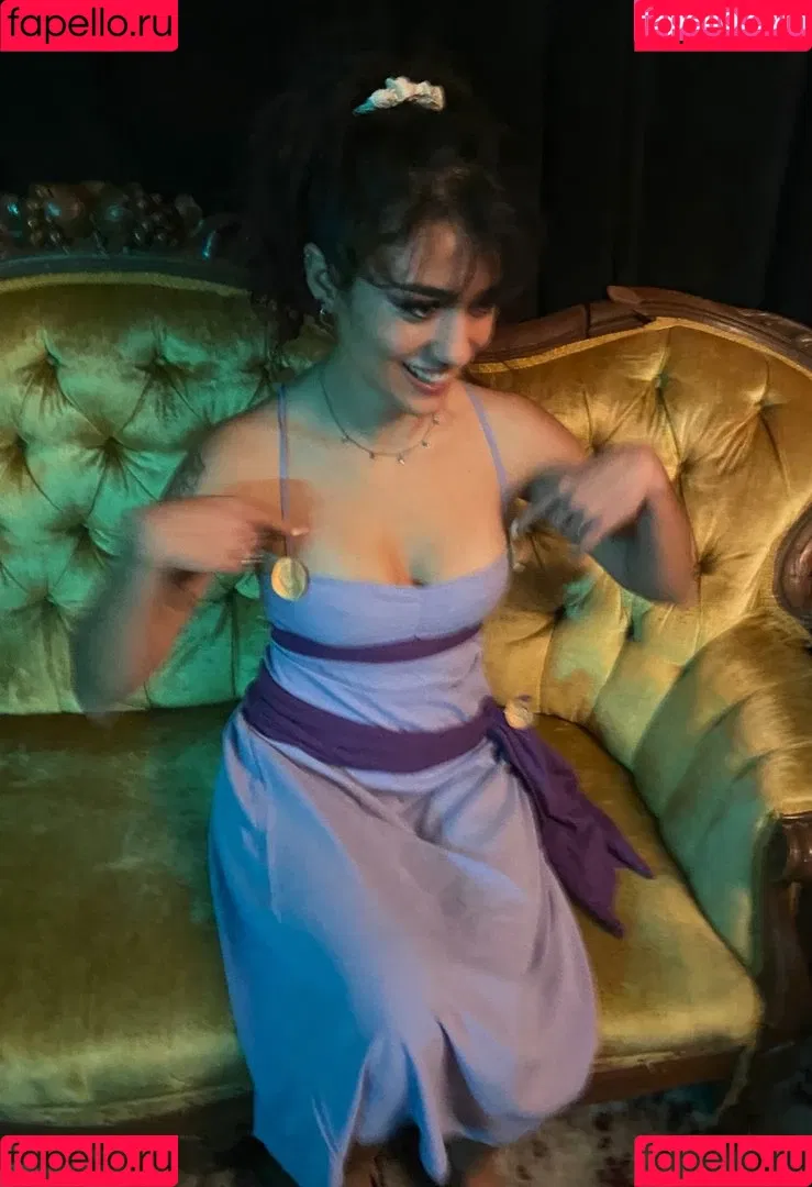 jiweenie Onlyfans Photo Gallery 