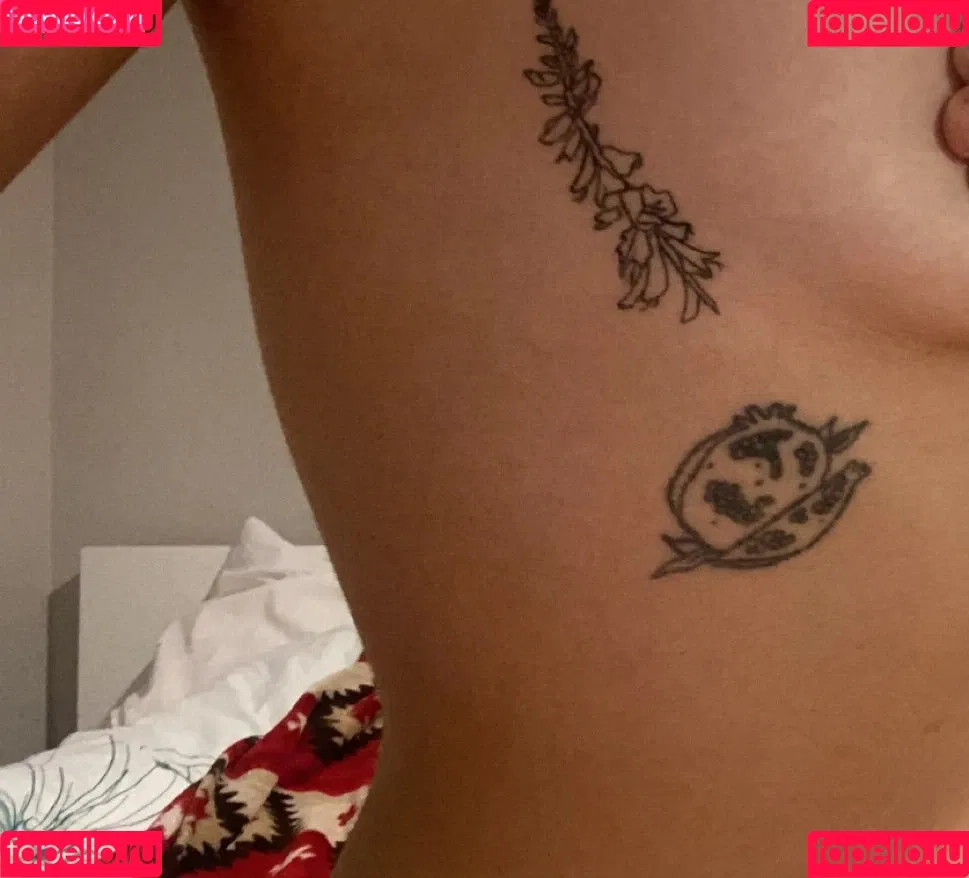 jiweenie Onlyfans Photo Gallery 