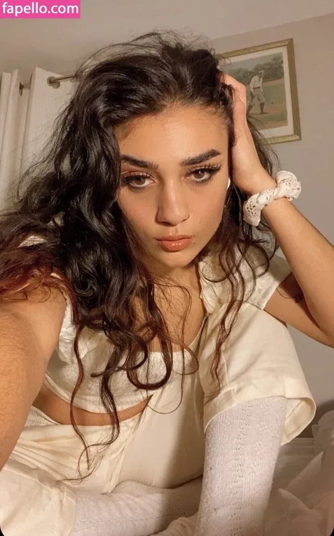 jiweenie Onlyfans Photo Gallery 