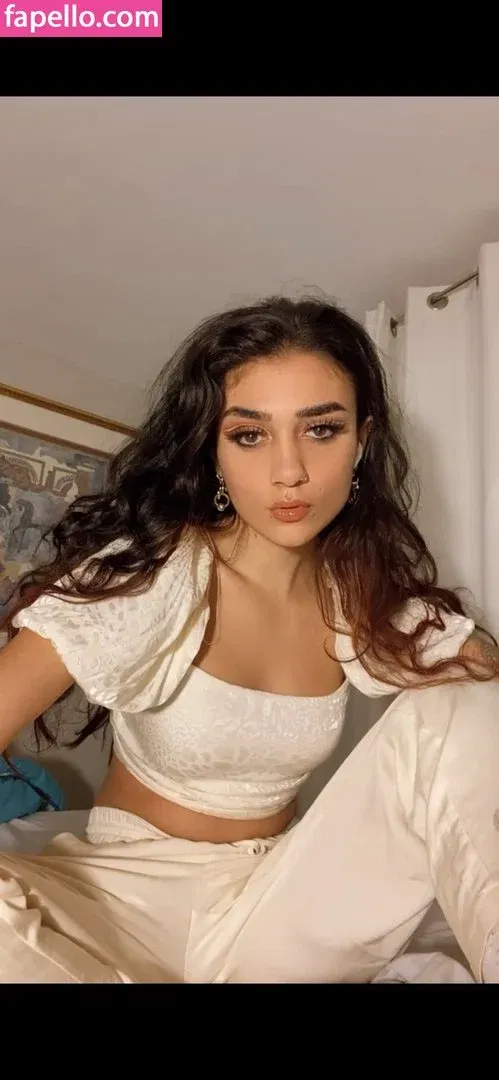 jiweenie Onlyfans Photo Gallery 