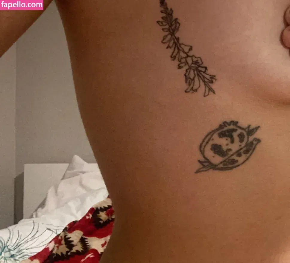 jiweenie Onlyfans Photo Gallery 