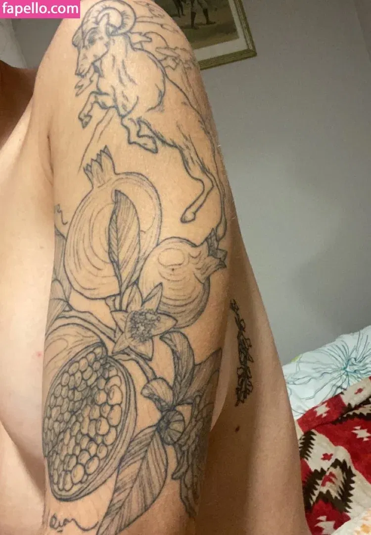 jiweenie Onlyfans Photo Gallery 