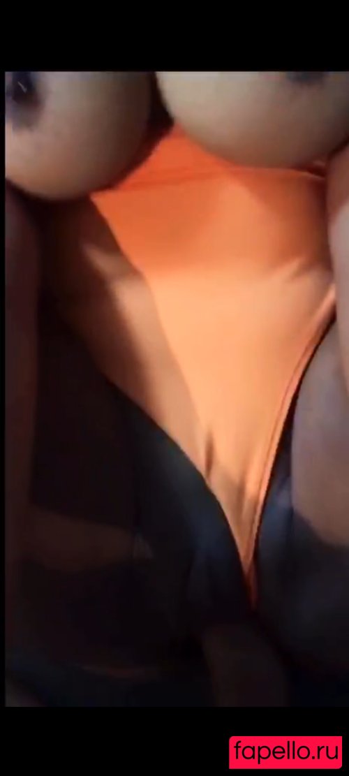 Laali Calem Nude Onlyfans Photo 37