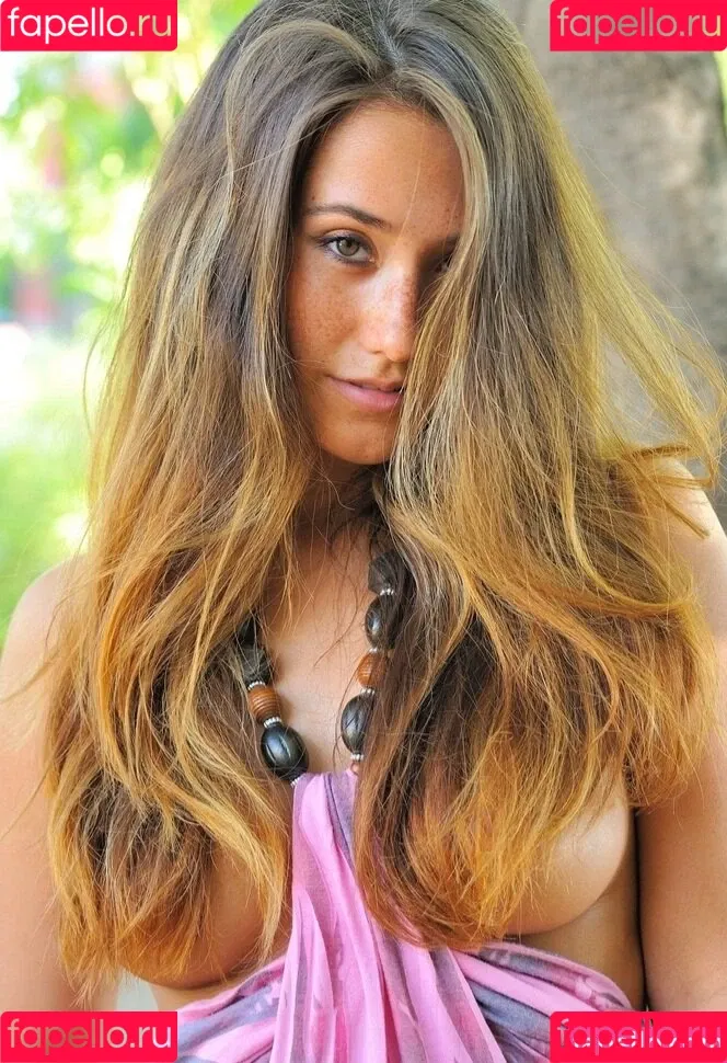 Eva Lovia Onlyfans Photo Gallery 