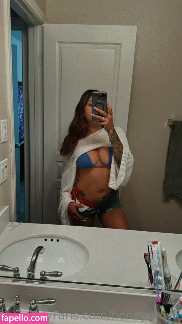 Honeygreyx Onlyfans Photo Gallery 