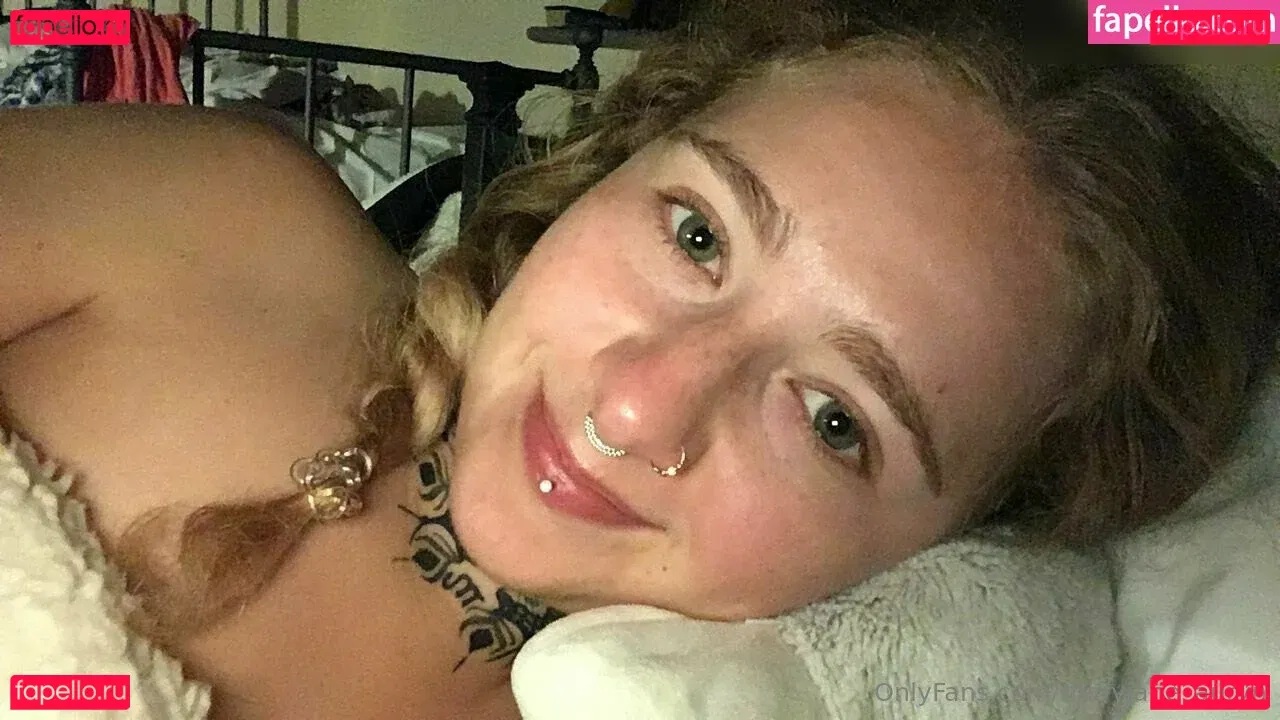 MaryjaneAuryn Onlyfans Photo Gallery 