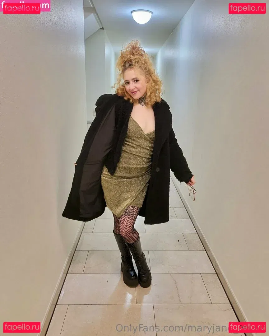 MaryjaneAuryn Onlyfans Photo Gallery 