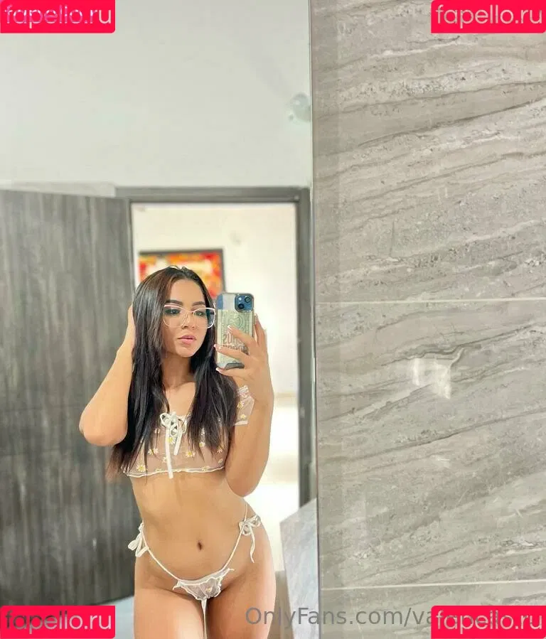 valentinacastt Onlyfans Photo Gallery 