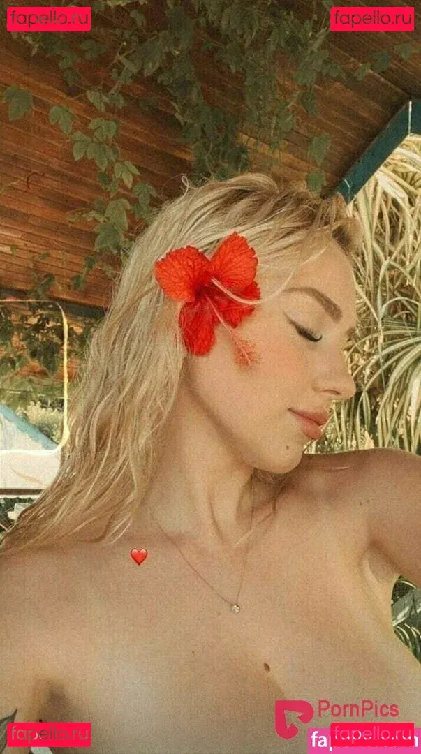 Tinyelena Onlyfans Photo Gallery 