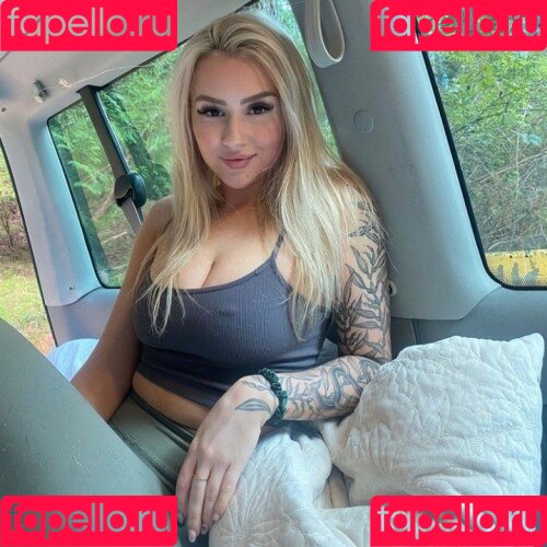 Tinyelena Onlyfans Photo Gallery 