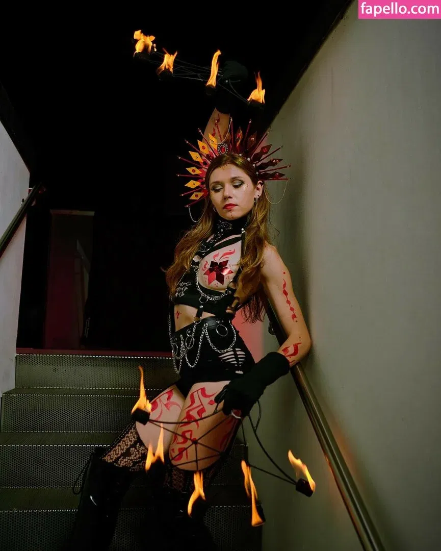 hooping_meow Onlyfans Photo Gallery 